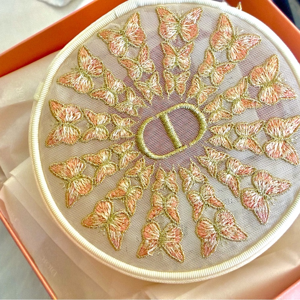 Dior Embroidered Butterfly Round Cosmetic Case in Pink and Gold - Picture 4 of 10